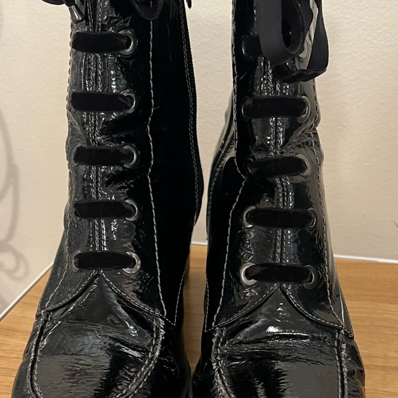 SPORTO BLOCK HEELED ZIP SIDE BOOTIES- SIZE 8.5 M. COMFY-WATERPROOF (fur lining) - Picture 7 of 16